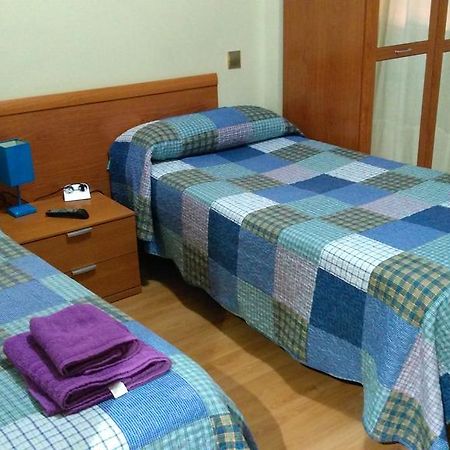 Pension Calfred II Λογκρόνο Εξωτερικό φωτογραφία