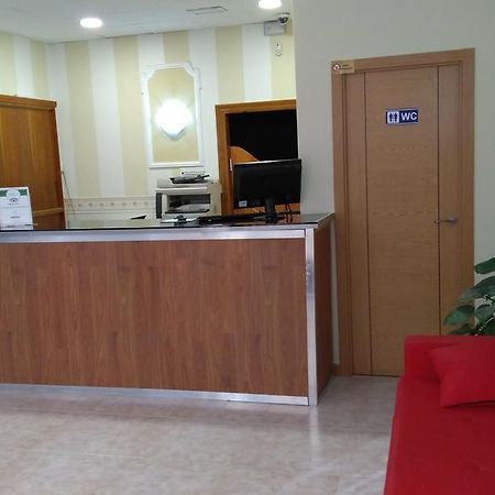 Pension Calfred II Λογκρόνο Εξωτερικό φωτογραφία
